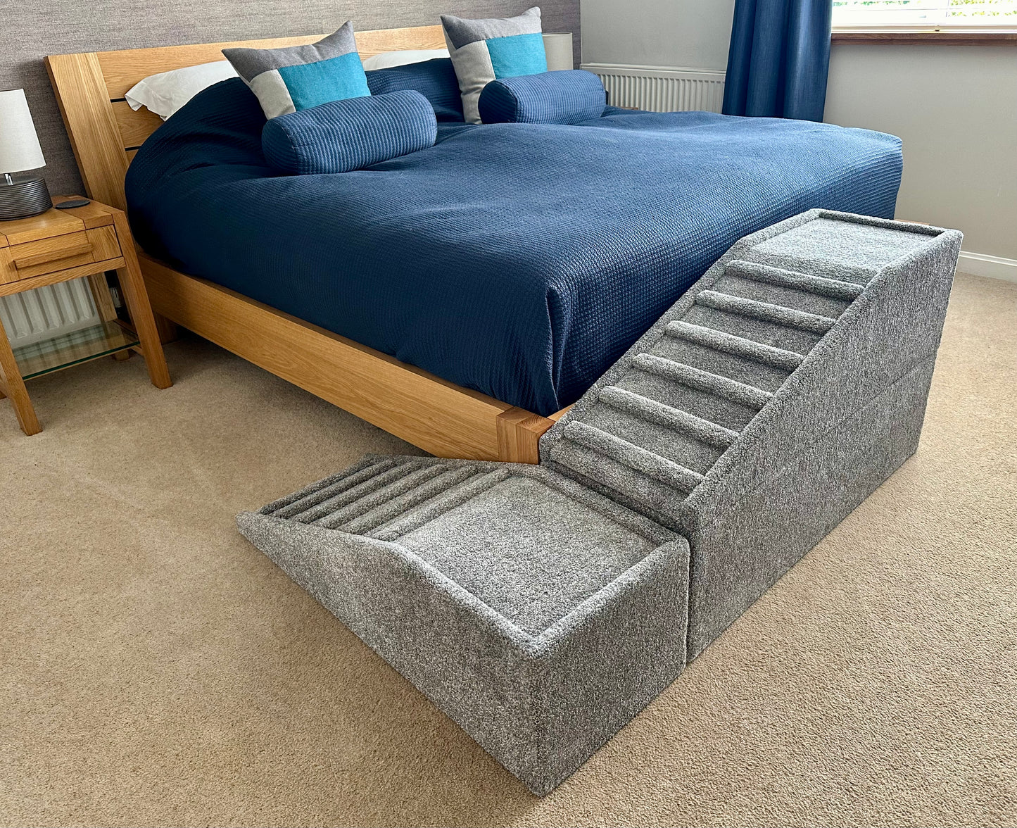 61cm (24") High Carpeted Wood Dog, Cat, Pet Ramp